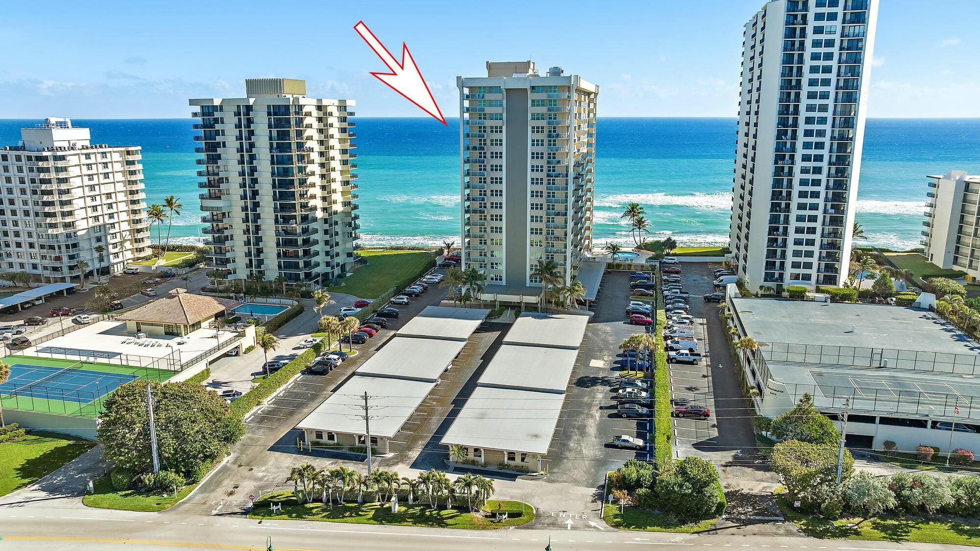 AQUARIUS CONDO - Residential