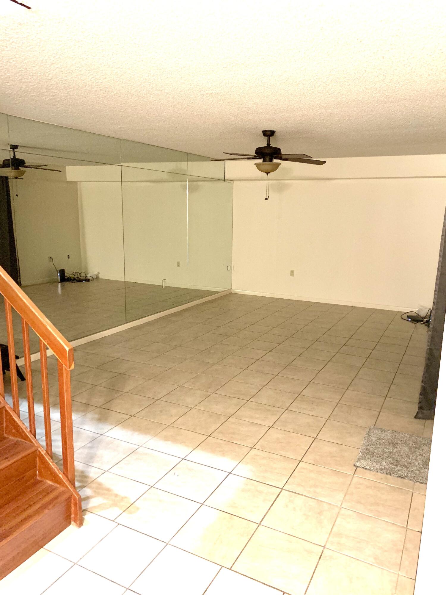 190 Charter Way