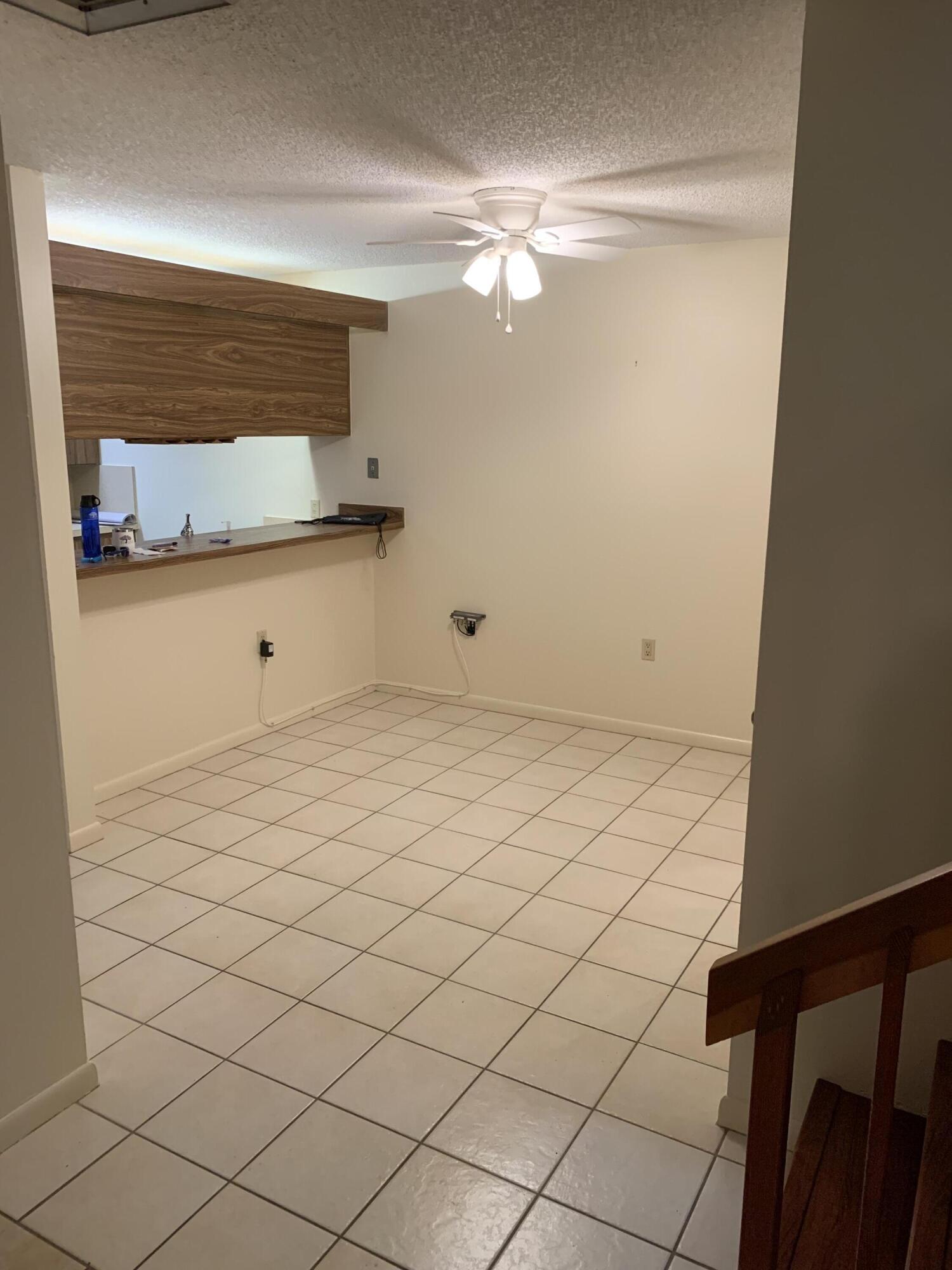 190 Charter Way