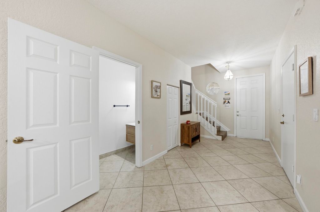 Photo of 3084 N Evergreen Circle, Boynton Beach, FL 33426 (MLS # B26011241)