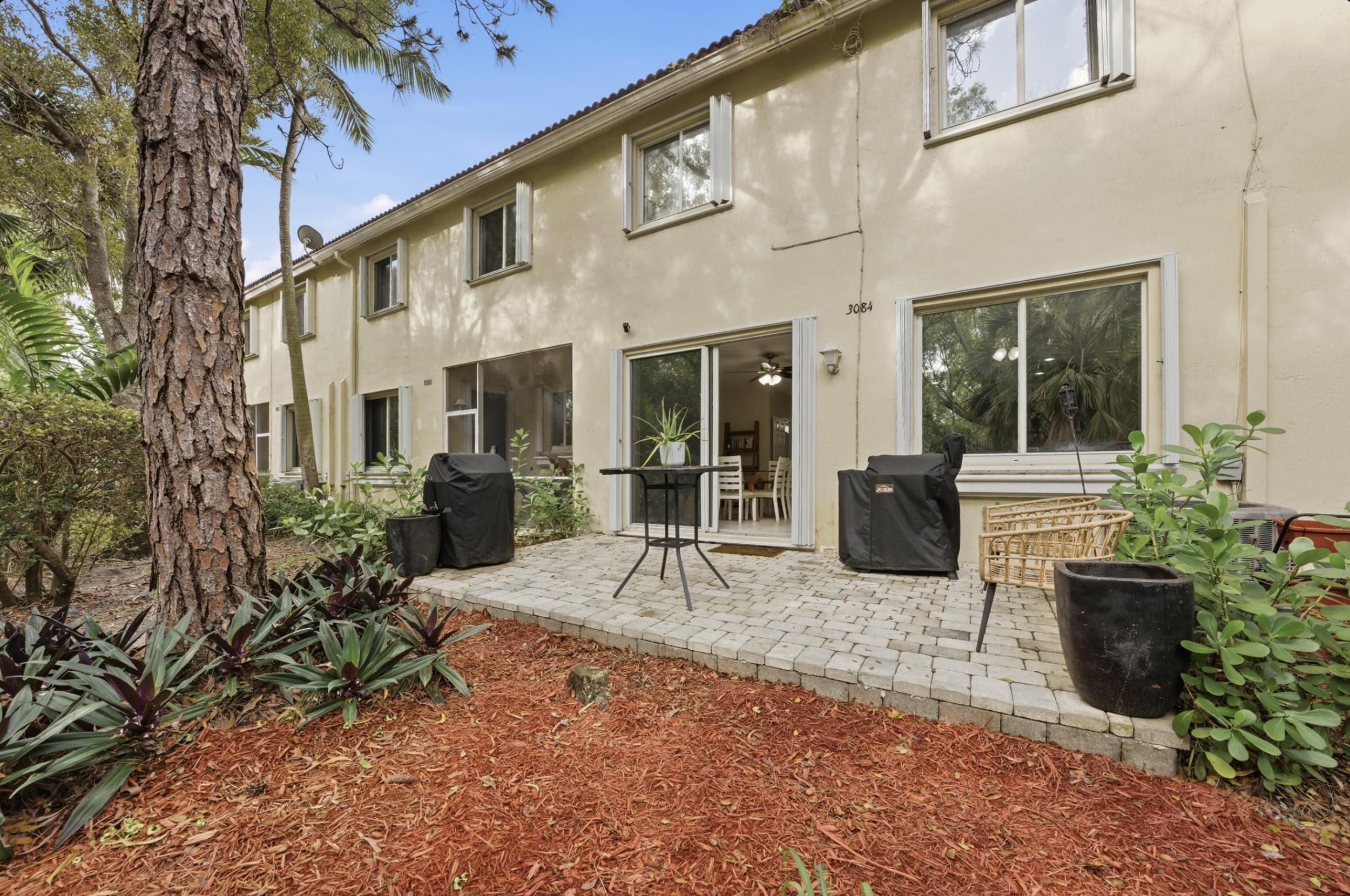 QUANTUM PARK TOWNHOMES - Residential