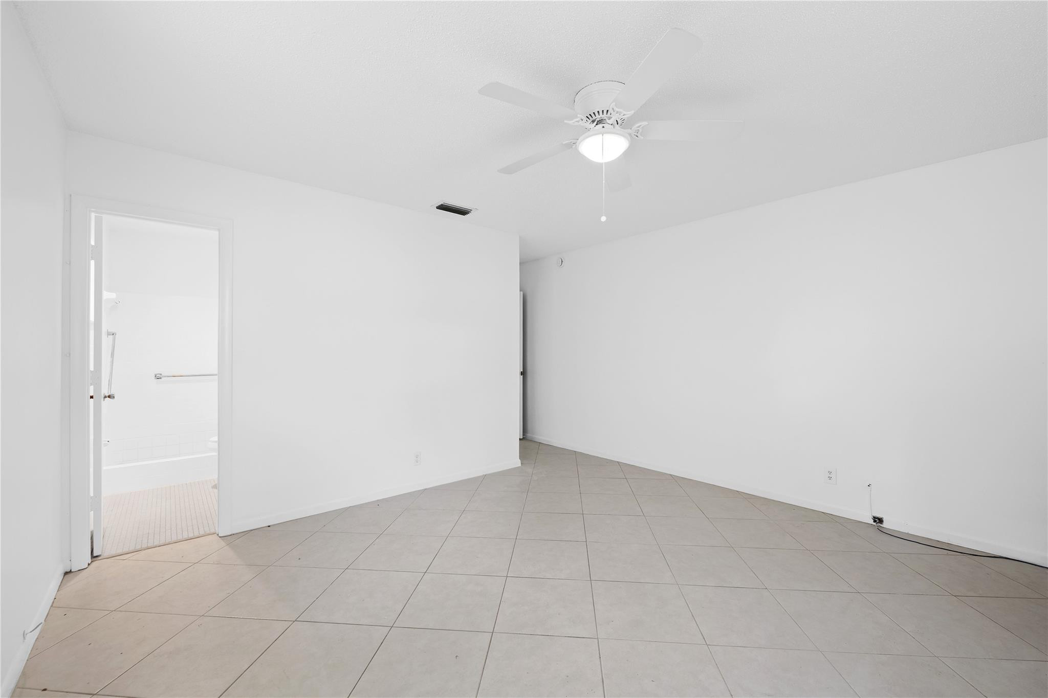 Paradise Gardens Sec 3 72 - Residential