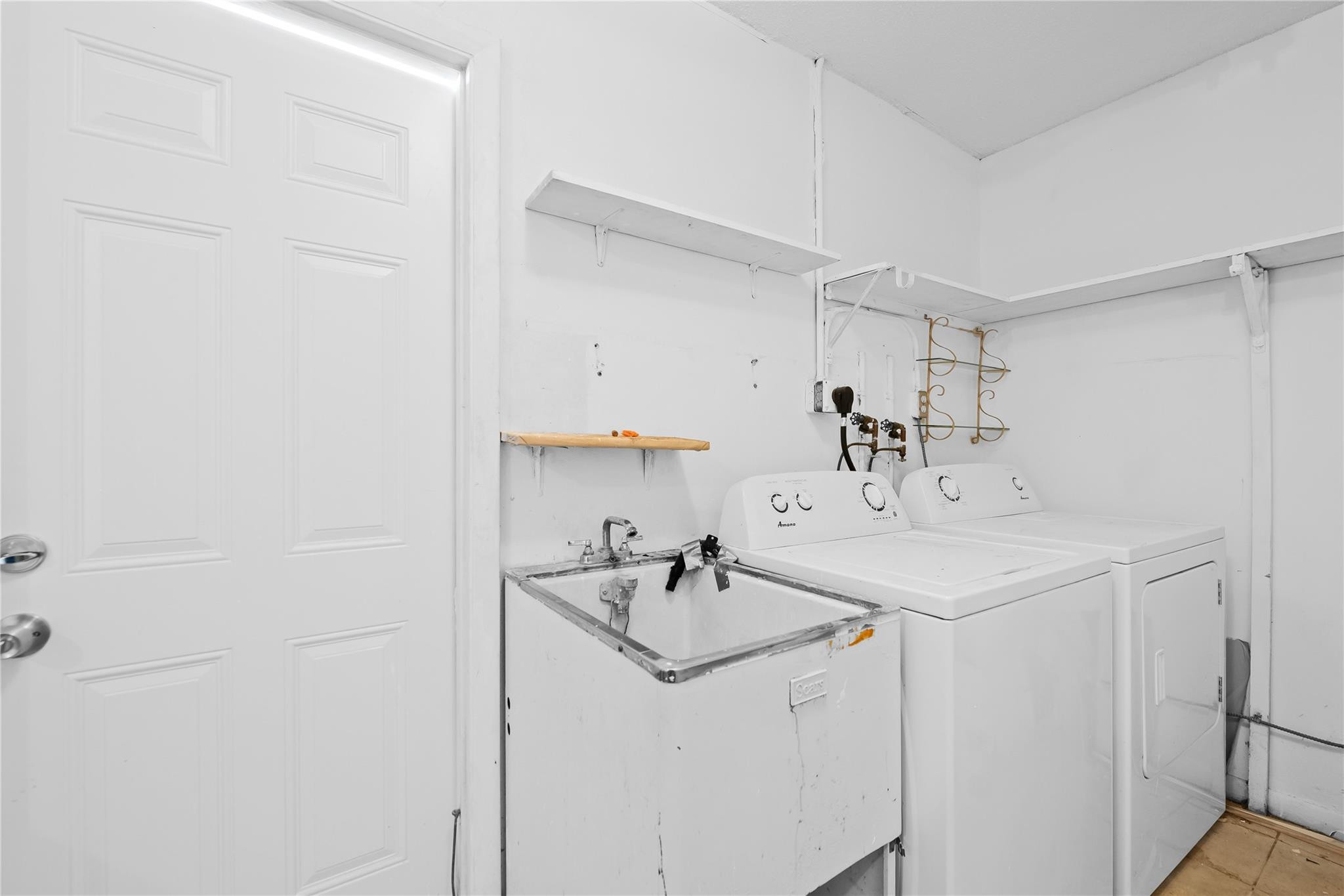 Paradise Gardens Sec 3 72 - Residential