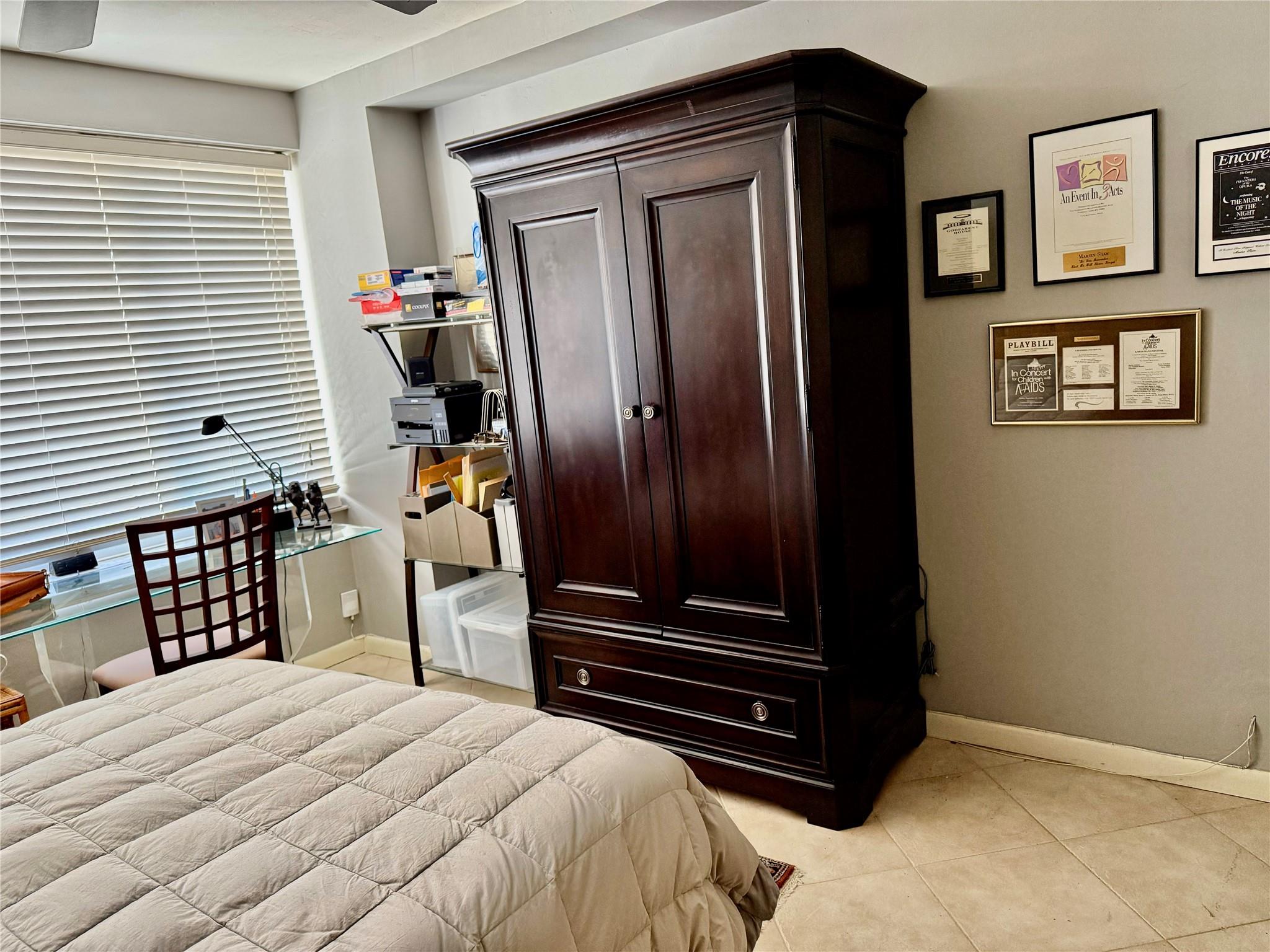 Coral Ridge Tower Orig - Residential