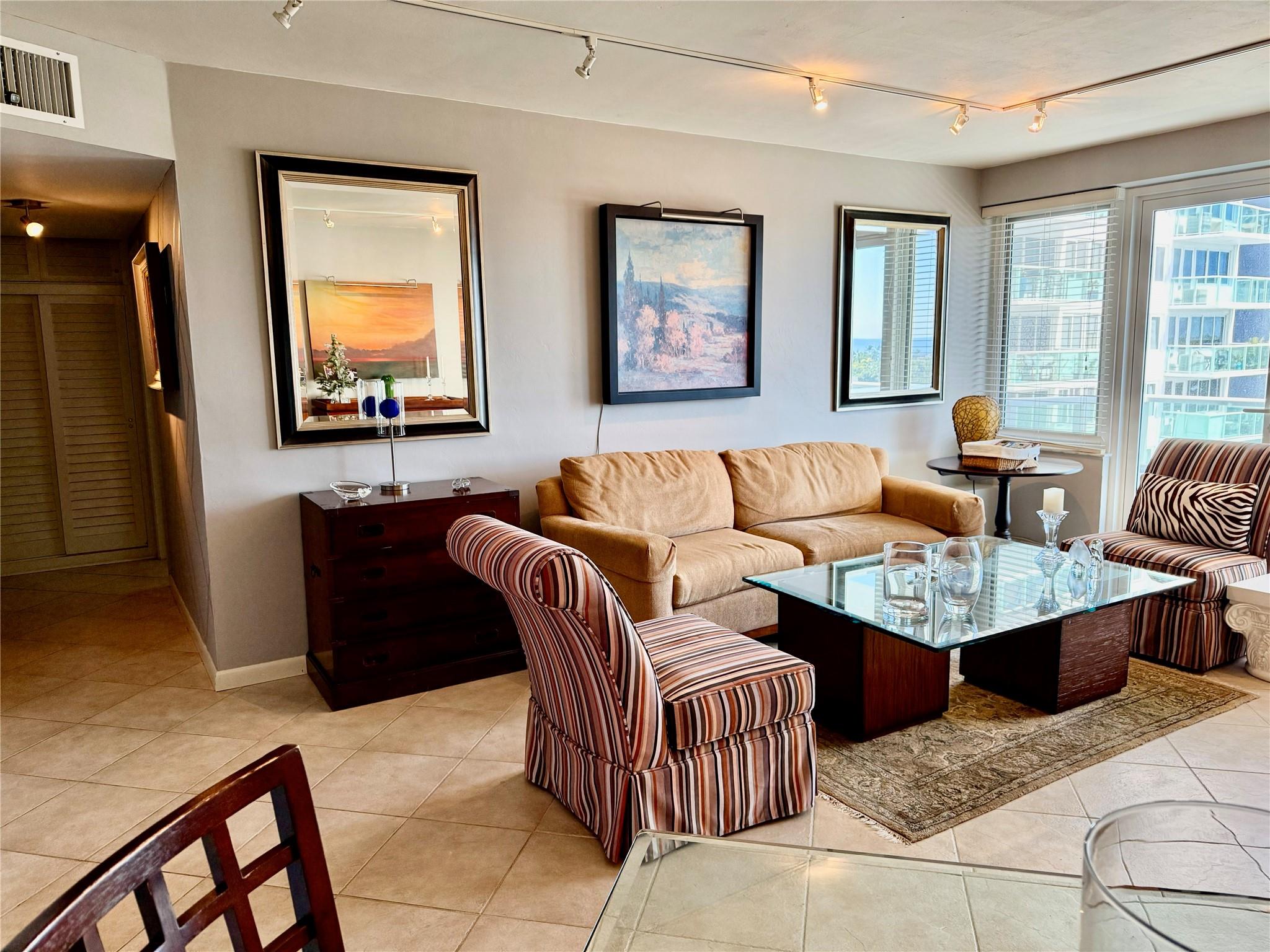 Coral Ridge Tower Orig - Residential