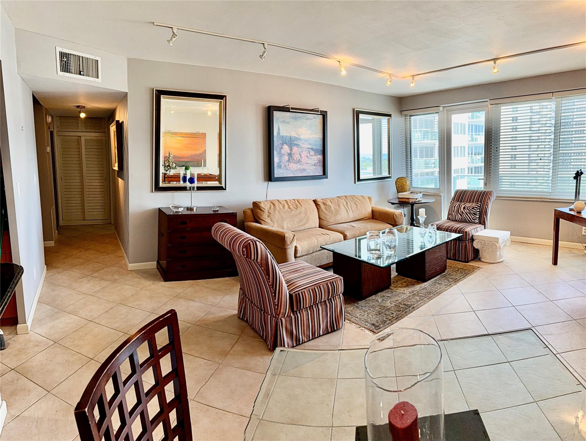 Coral Ridge Tower Orig - Residential