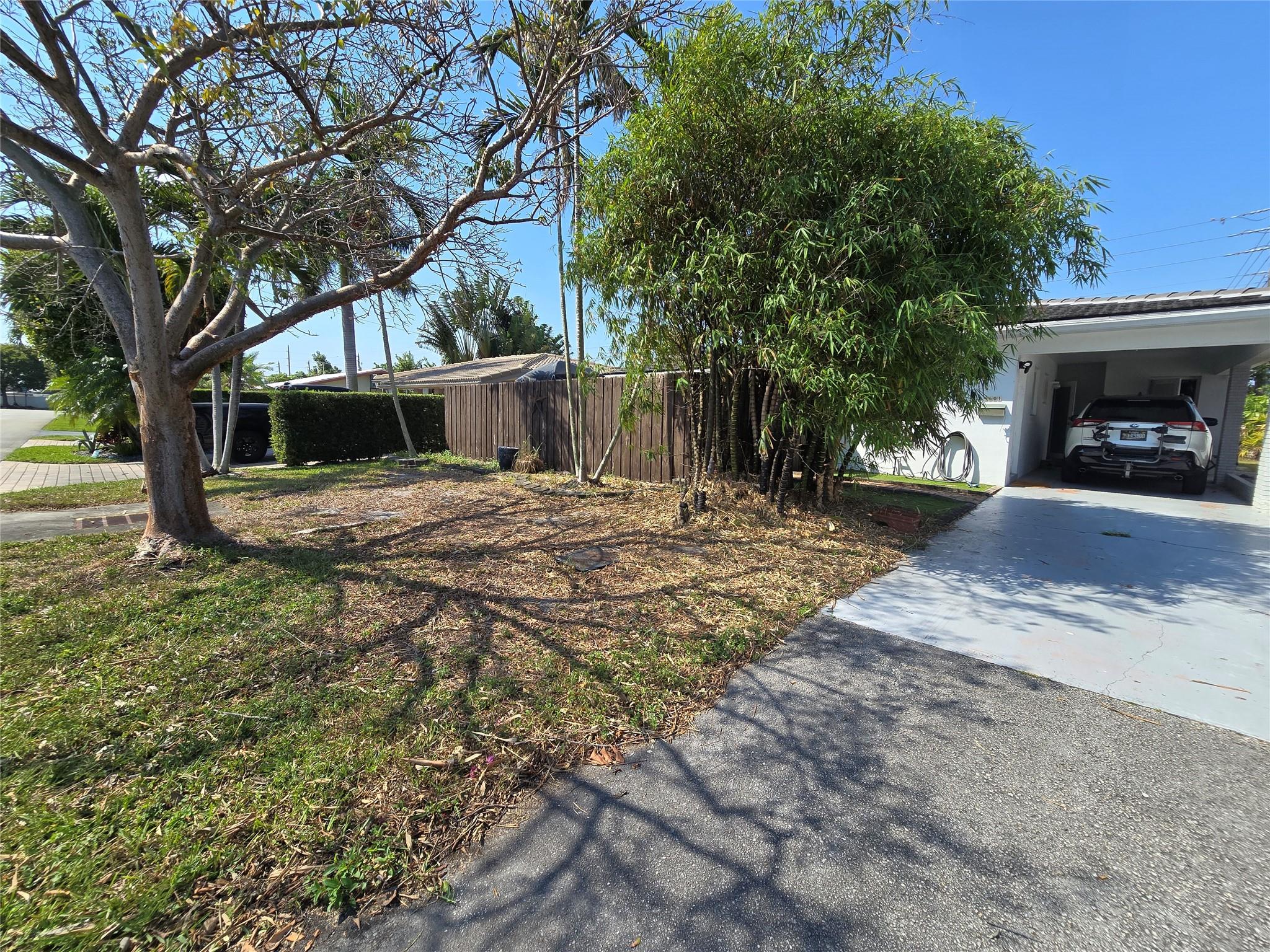 4601 NE 2nd Ter