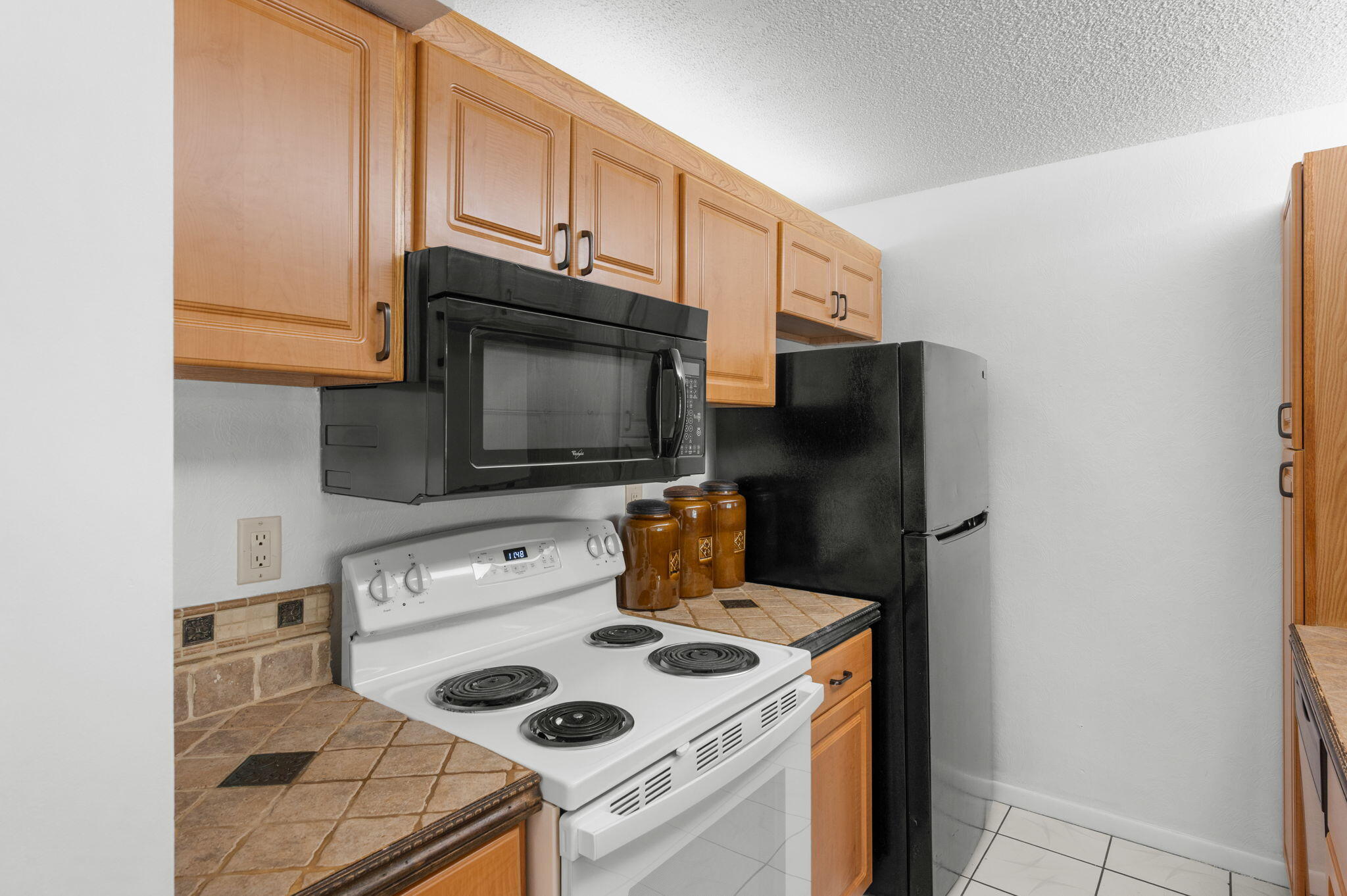 ANCHORAGE ON THE ST LUCIE, A CONDOMINIUM - Residential Lease