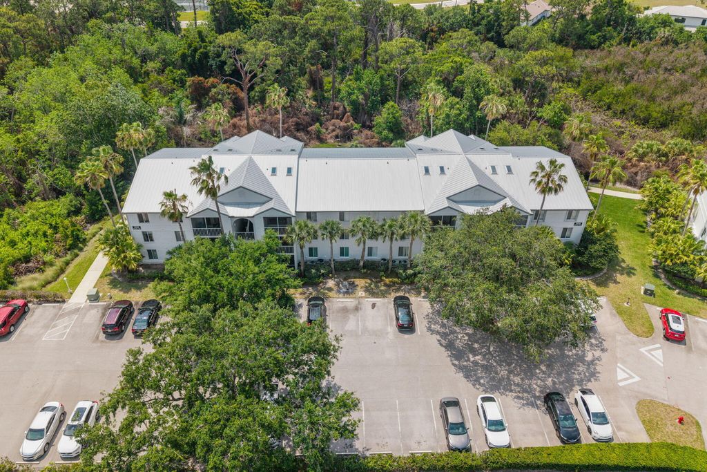 Photo of 2506 SE Anchorage Cove #2, Port Saint Lucie, FL 34952 (MLS # B26027234)
