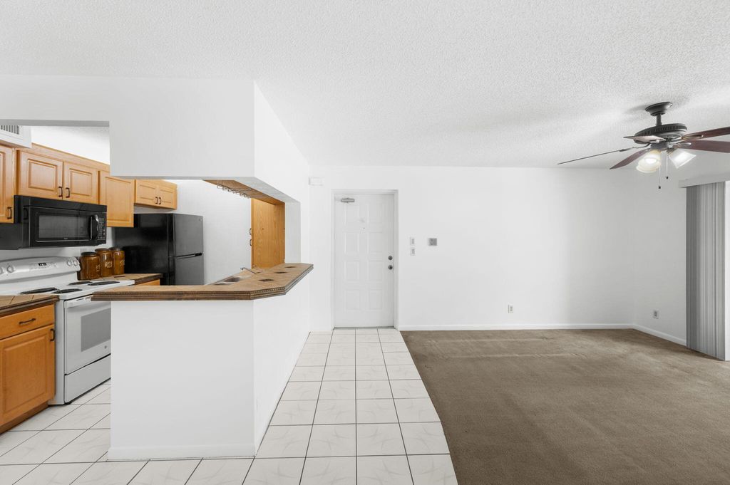 Photo of 2506 SE Anchorage Cove #2, Port Saint Lucie, FL 34952 (MLS # B26027234)