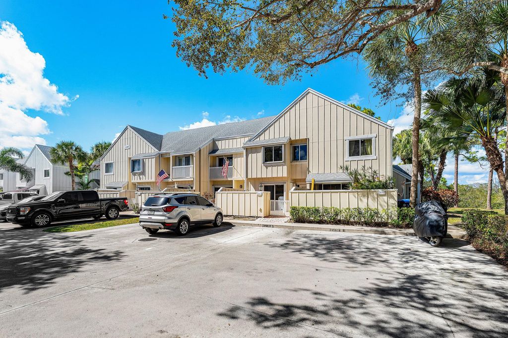 Photo of 6303 Riverwalk Lane #3, Jupiter, FL 33458 (MLS # B26009861)