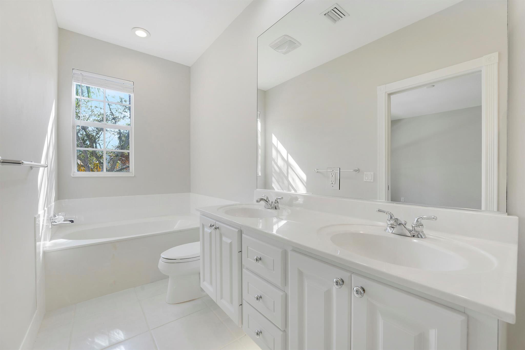 TUSCANY AT ABACOA 2 - Residential Lease