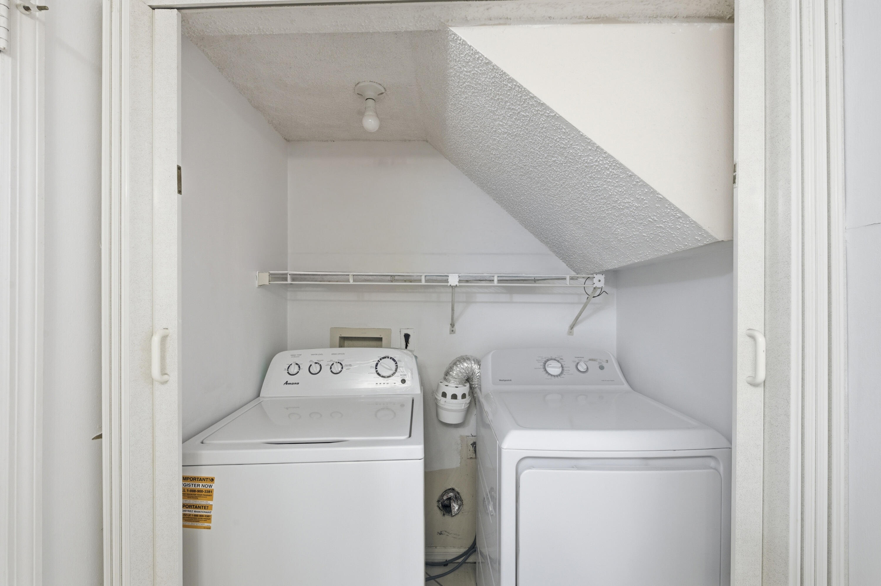 WEYBRIDGE TOWNHOMES PH II - Residential