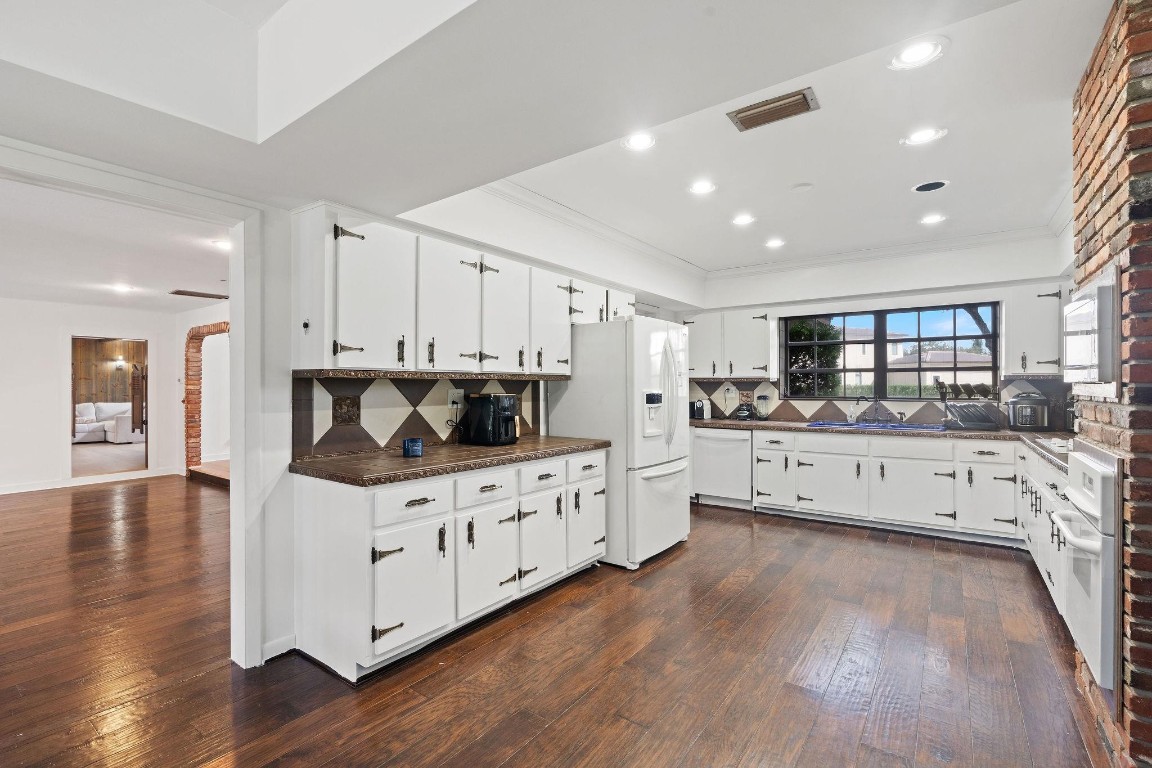 Sunshine Ranches - Residential