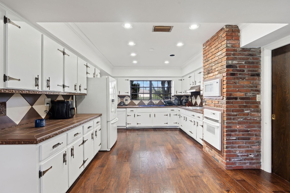 Sunshine Ranches - Residential