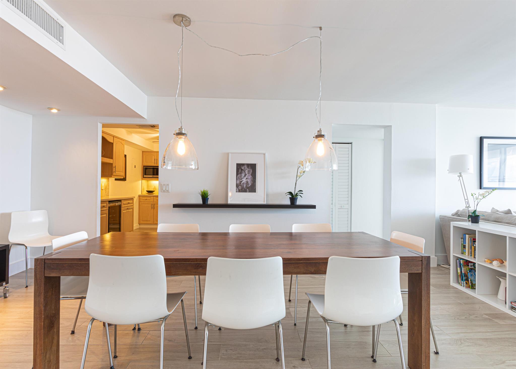 LOCATION, LOCATION, LOCATION. THIS UNIT HAS BEEN RENOVATED.IMPACT WINDOWS. BEAUTIFULLY FURNISHED. MODERN AND BRIGHT. THE COMMUNITY OFFERS OCEANFRONT HEATED POOL, BBQ, TENNIS COURT, BUSINESS CENTER, GAME ROOM, BILLIARS, LIBRARY,BIKE STORAGE, HOBBY ROM, GYM. 24/7 DOORMAN.