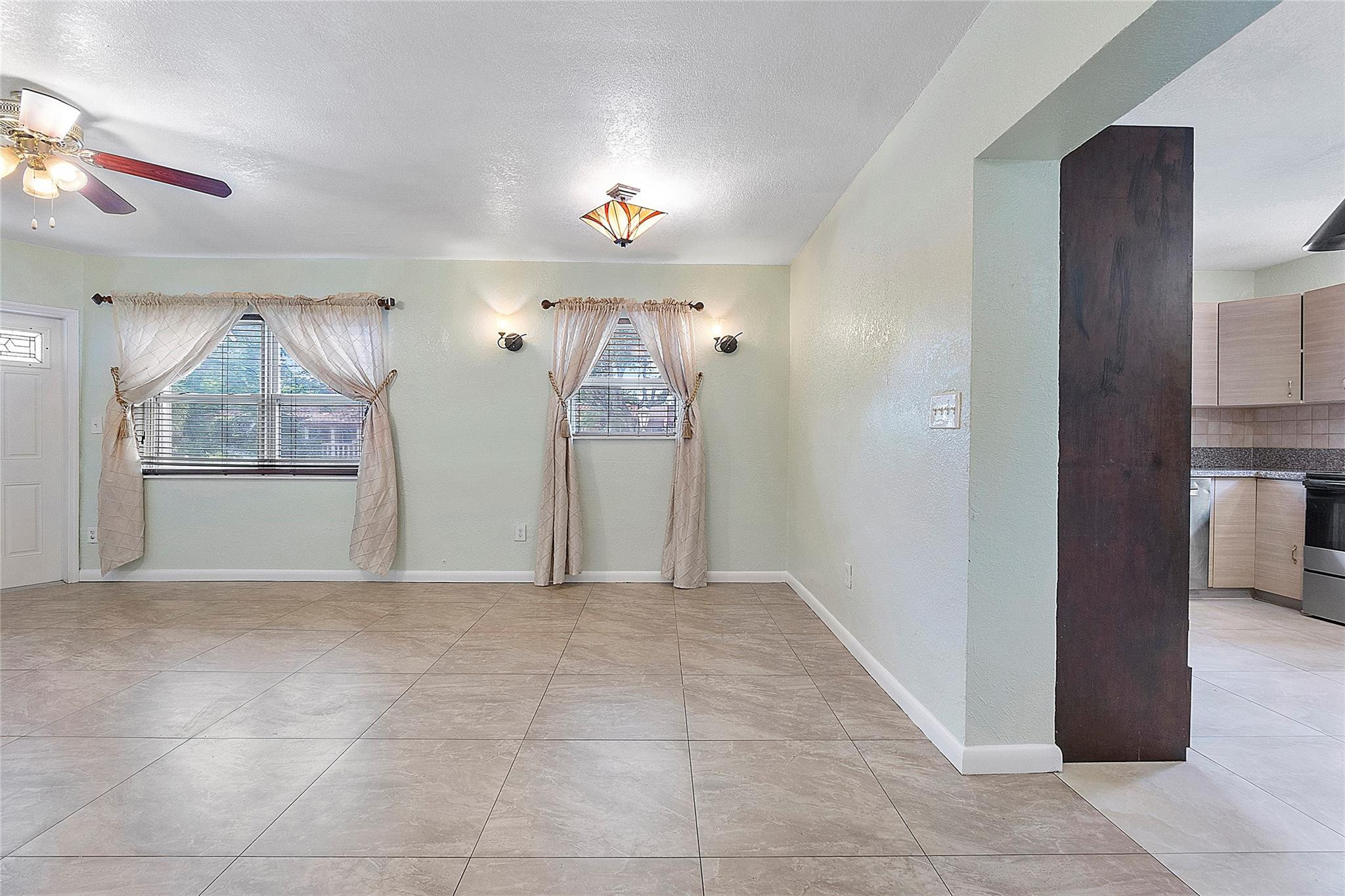 Heritage Homes 47-42 B - Residential