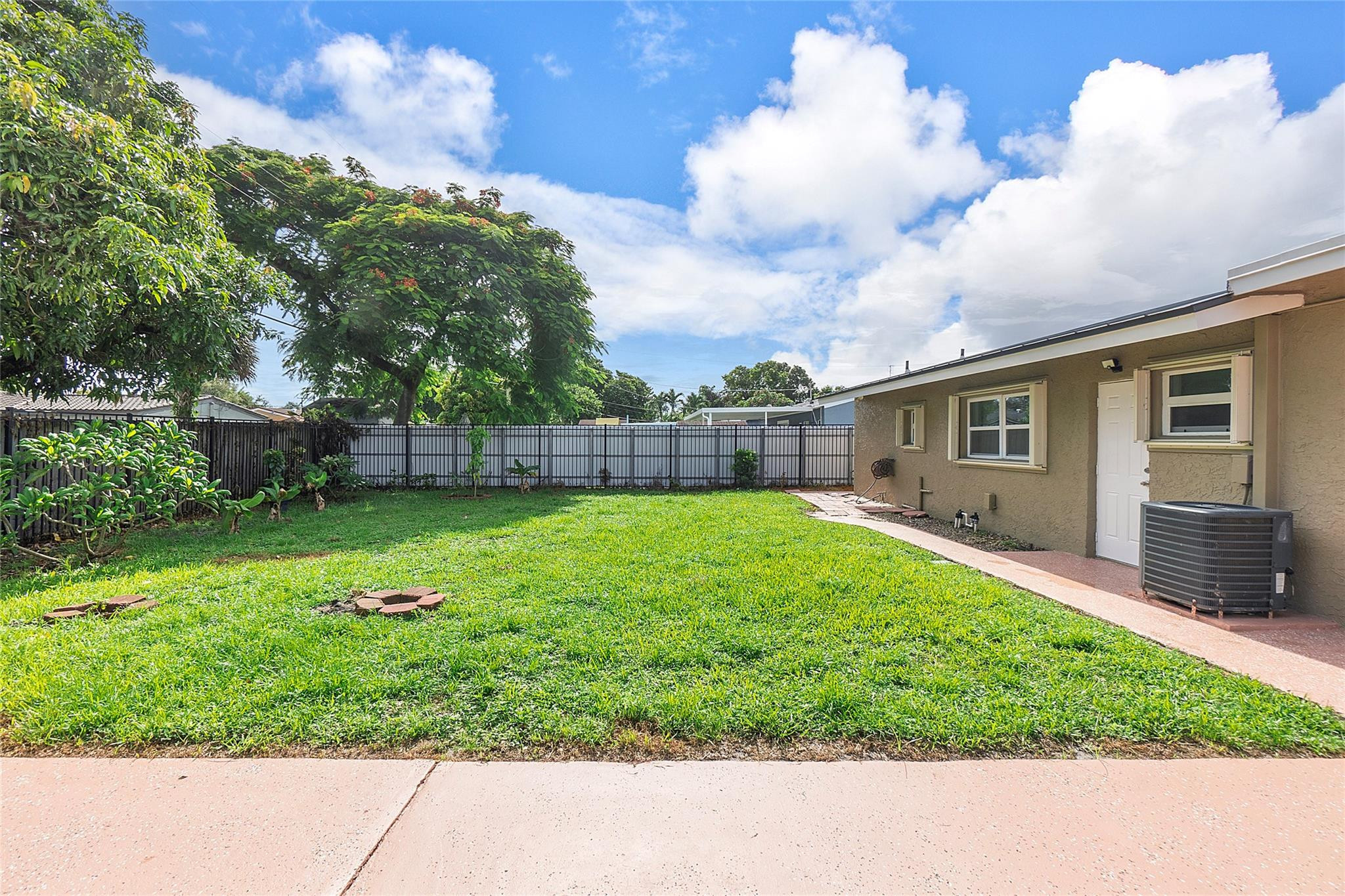 Heritage Homes 47-42 B - Residential