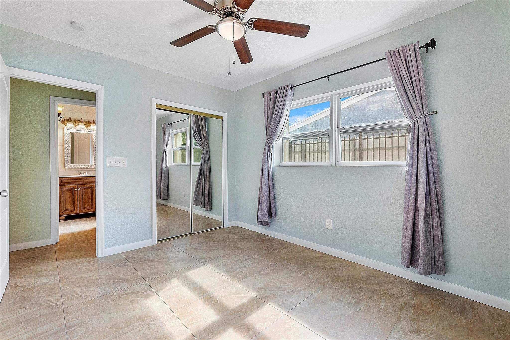 Heritage Homes 47-42 B - Residential