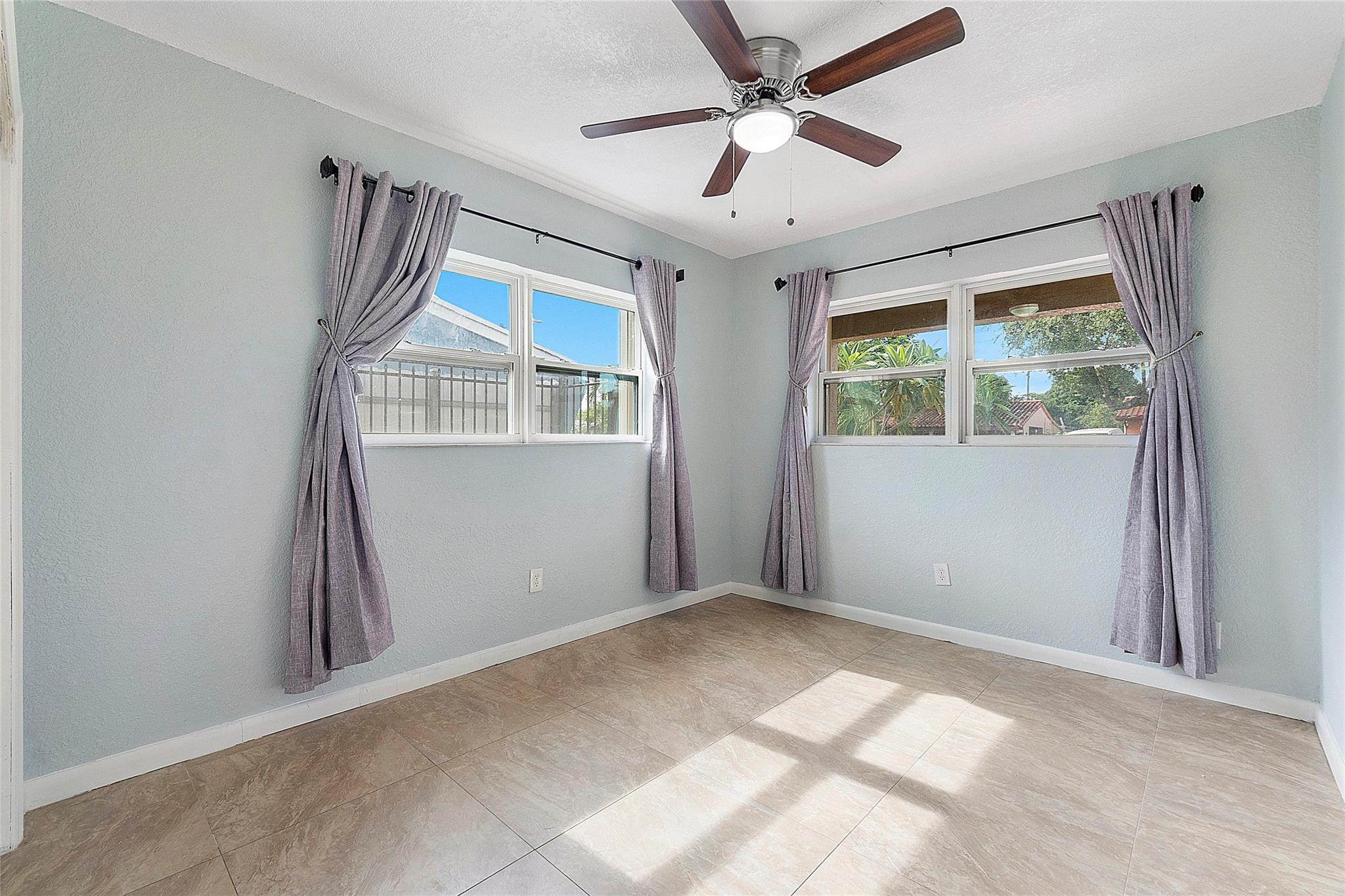 Heritage Homes 47-42 B - Residential