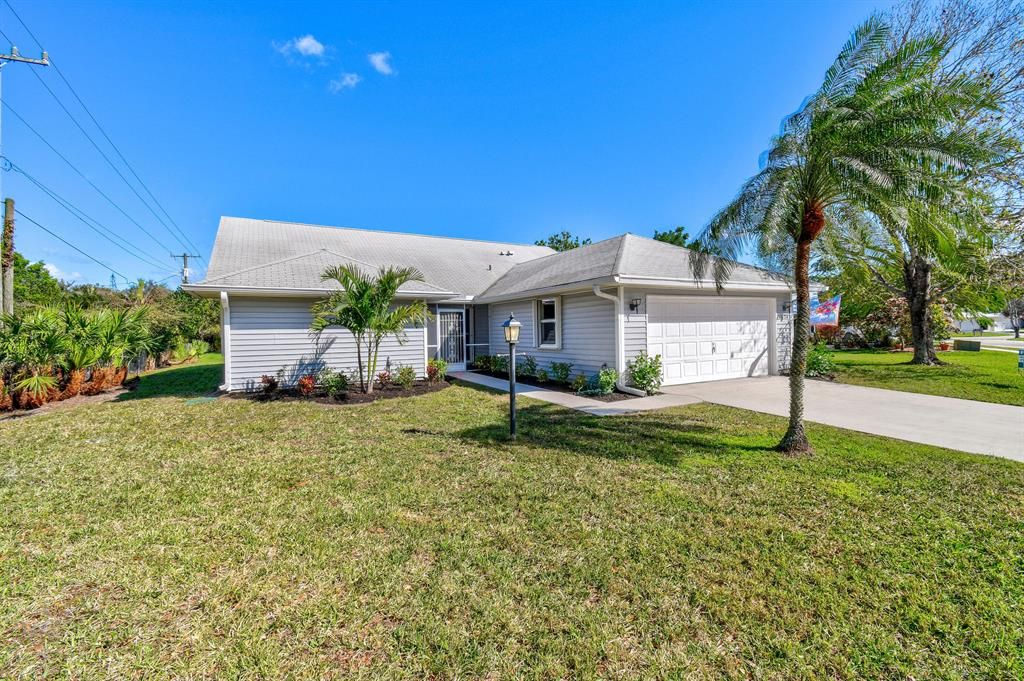 Photo of 6626 SE Wigeon Court, Stuart, FL 34997 (MLS # R10781180)