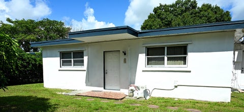 Tiny photo for 6814 NW 14TH Street, Plantation, FL 33313 (MLS # B26067801)