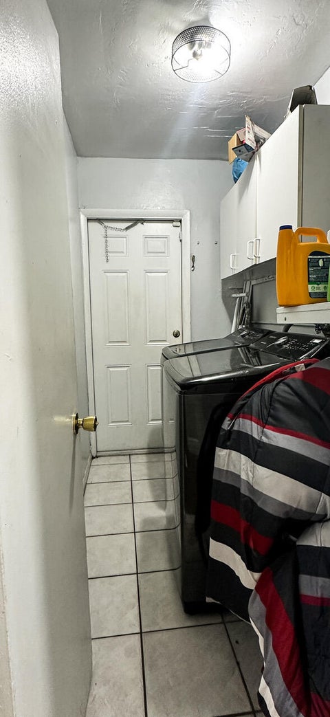 Tiny photo for 6814 NW 14TH Street, Plantation, FL 33313 (MLS # B26067801)