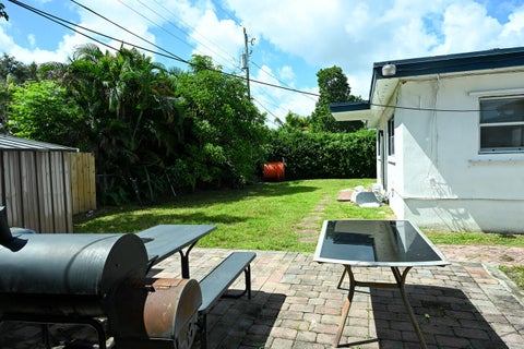 Tiny photo for 6814 NW 14TH Street, Plantation, FL 33313 (MLS # B26067801)