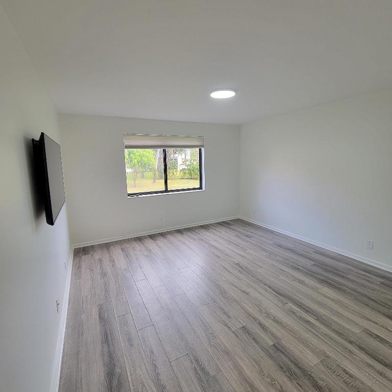 SOUTH LAKE CONDO - Residential