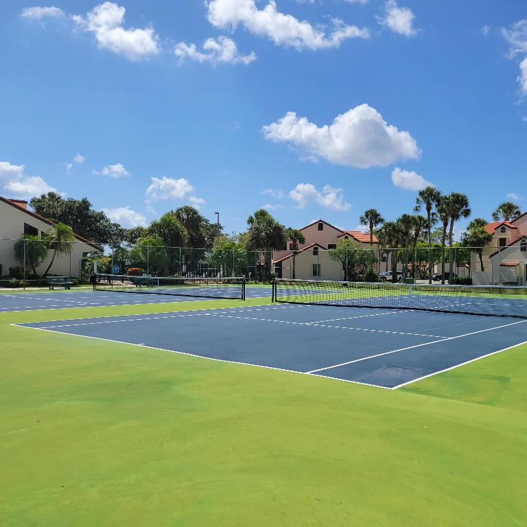 SOUTH LAKE CONDO - Residential