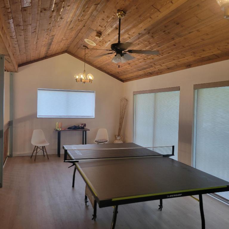 SOUTH LAKE CONDO - Residential