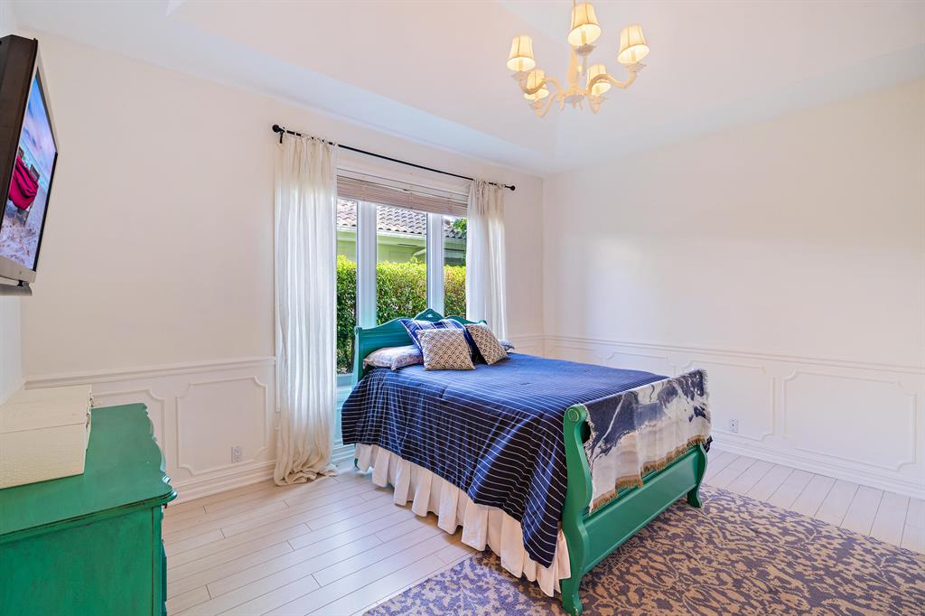 Admirals Cove - Residential