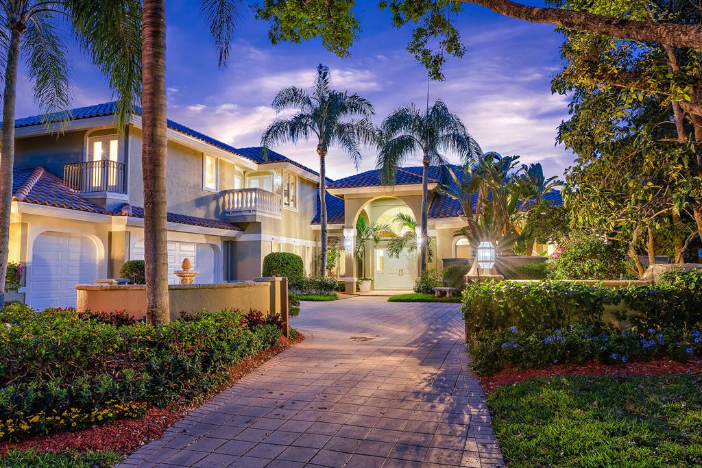 Admirals Cove - Residential