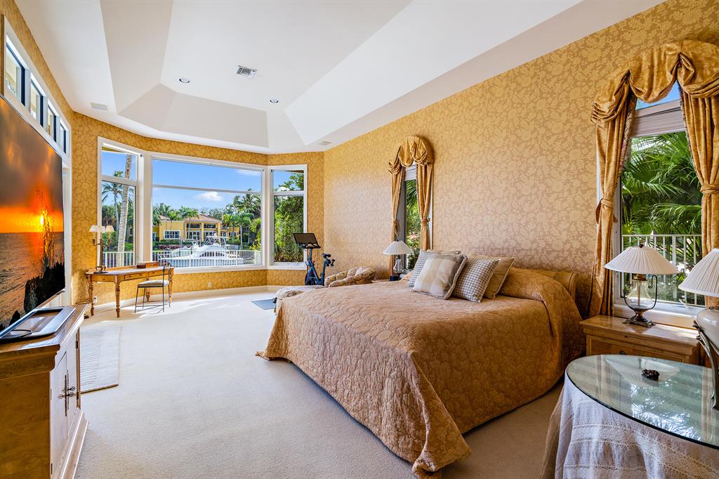 Admirals Cove - Residential