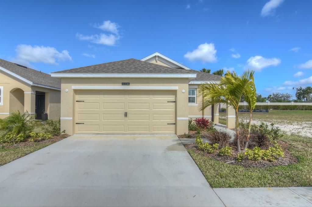 Photo of 11236 SW Hadley Street, Port St Lucie, FL 34987 (MLS # R10889909)