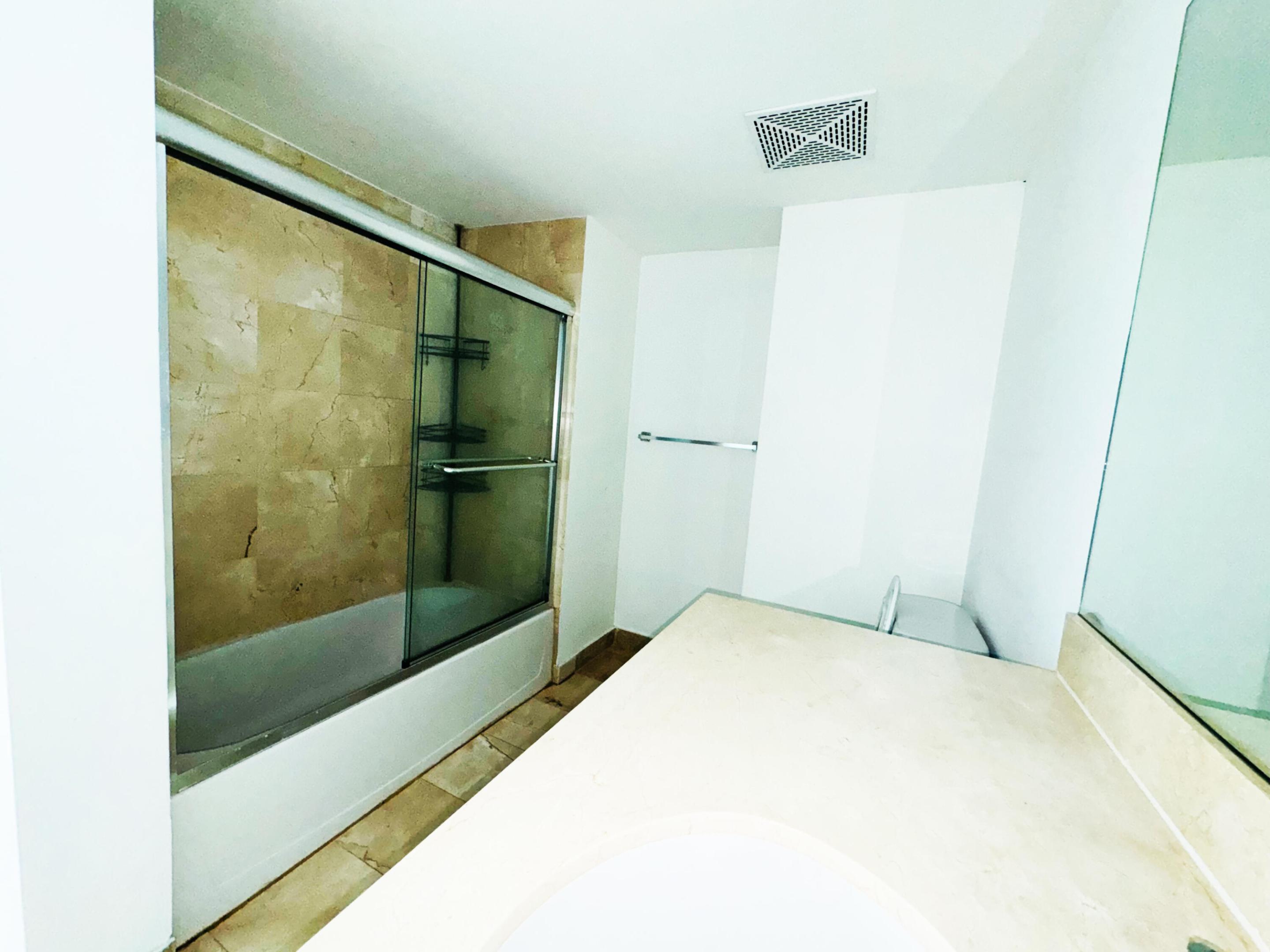 SKYLINE ON BRICKELL CONDO - Residential