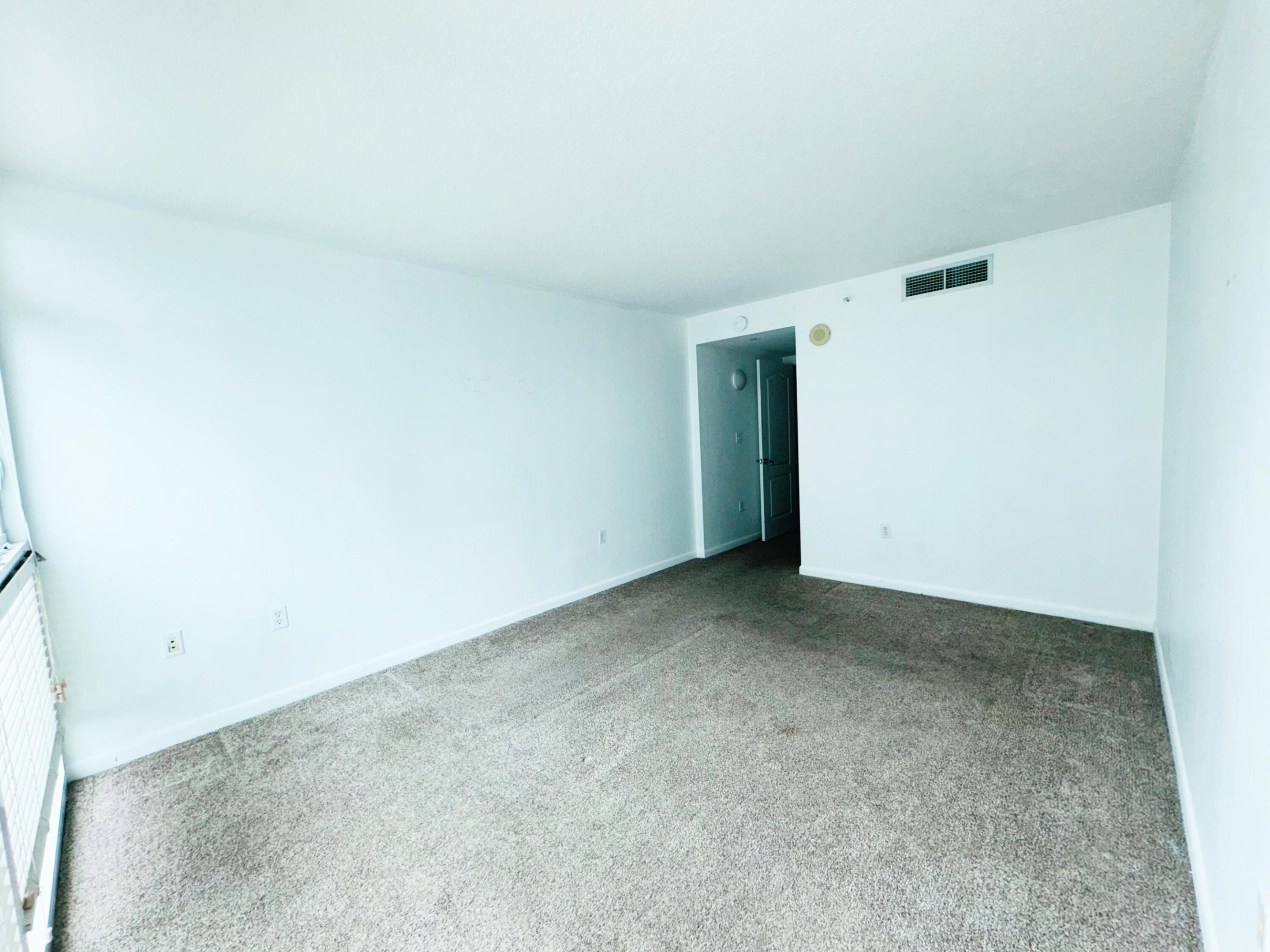 SKYLINE ON BRICKELL CONDO - Residential