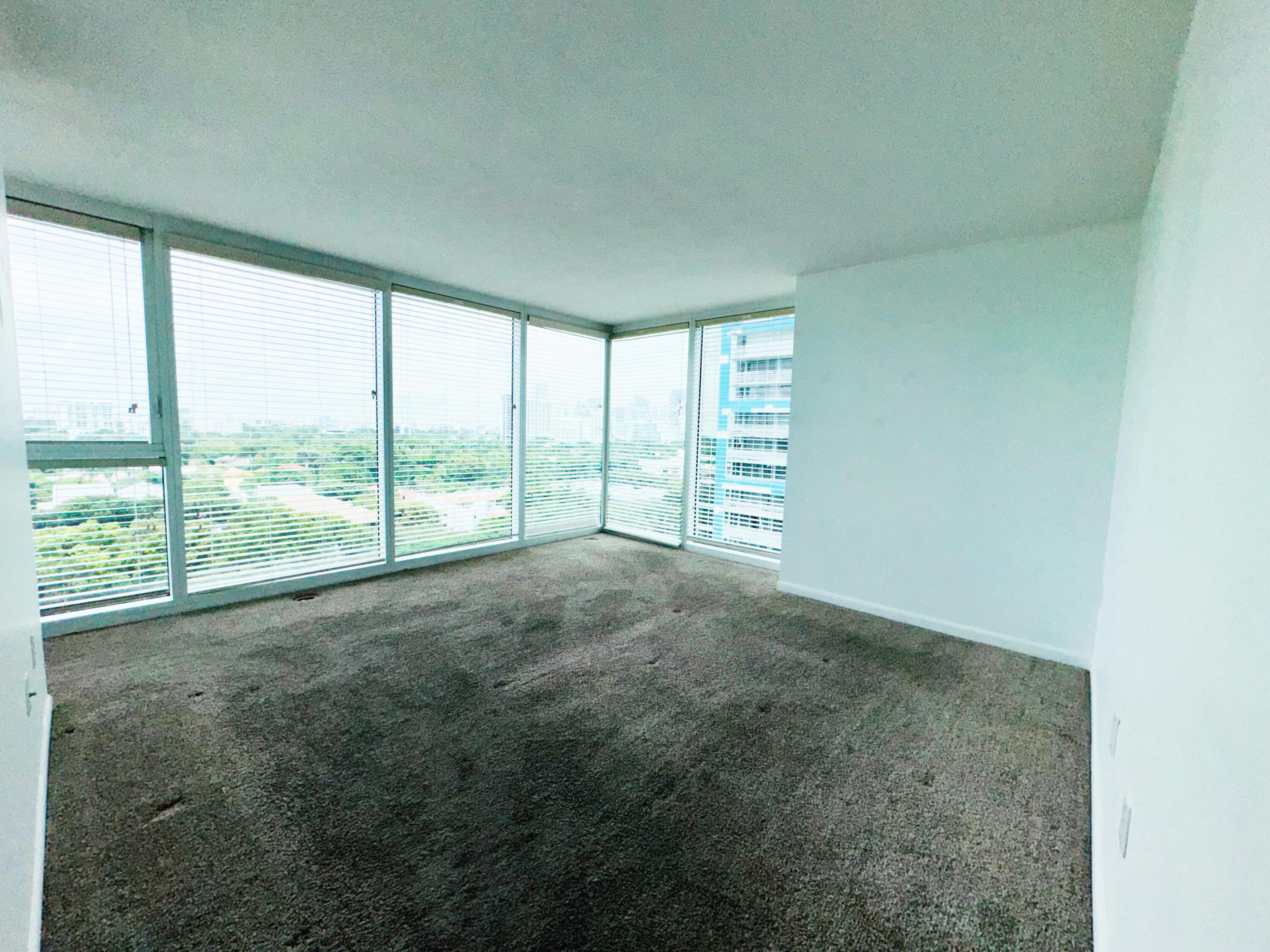 SKYLINE ON BRICKELL CONDO - Residential