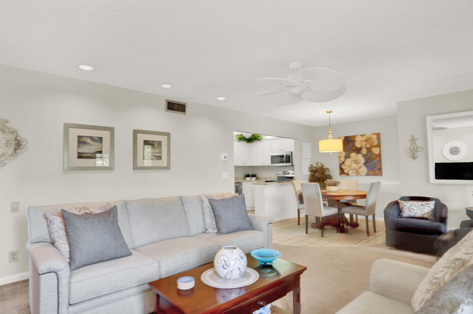 Properties 323 KNOTTY PINE Circle A-2