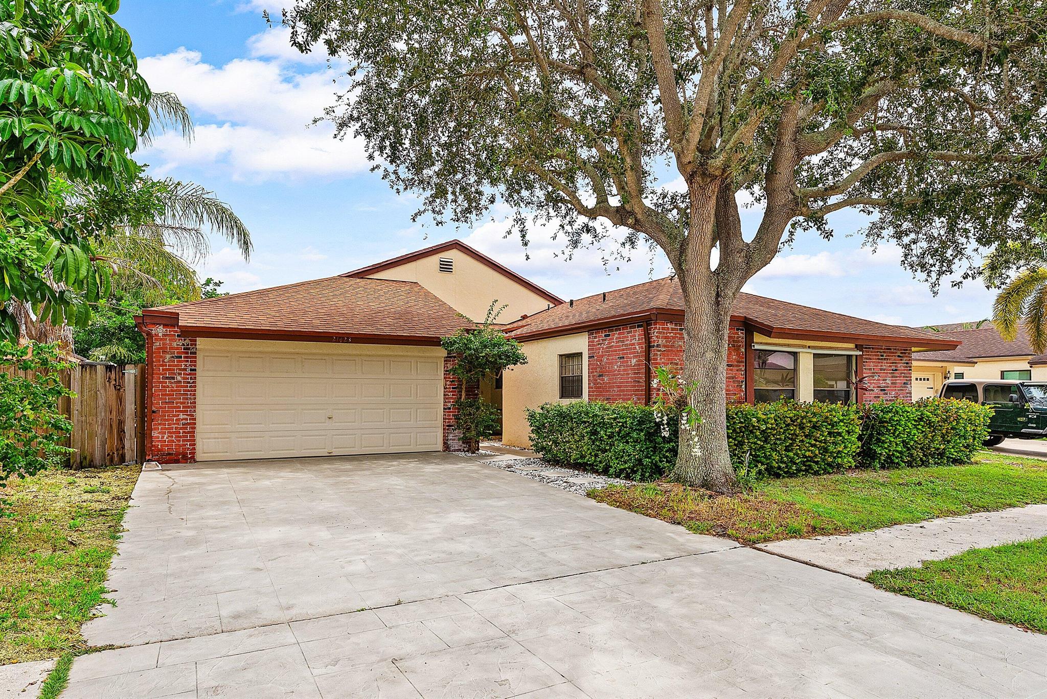Welcome to 21423 Summertrace Circle in Country Landing II! This 4BR/2BA pool home features a neutral color palette and inviting open layout with high ceilings that fill the home with natural light. The large kitchen, oversized garage, and convenient indoor laundry provide plenty of functionality for everyday living. The spacious primary suite includes a generous walk-in closet, while the huge, covered patio and private backyard with pool create the perfect setting for entertaining or relaxing outdoors. Additional highlights include a brand-new air conditioner (2025) and HW heater (2024). Set in the highly desirable Country Landing II community, you'll love the tree-lined streets with sidewalks, neighborhood parks, and access to top-rated A schools and shopping. This home won't last!