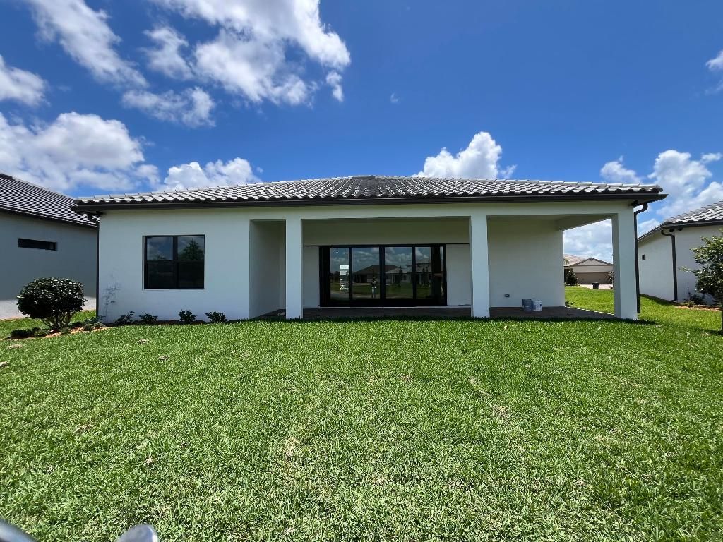 Photo of 414 SE Vallarta Drive #300, Port Saint Lucie, FL 34984 (MLS # R10983830)