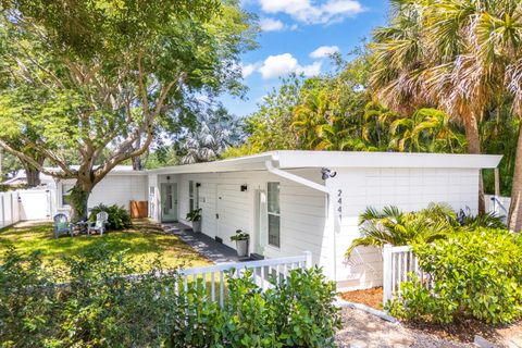 2441 Granada Avenue Vero Beach FL 32960