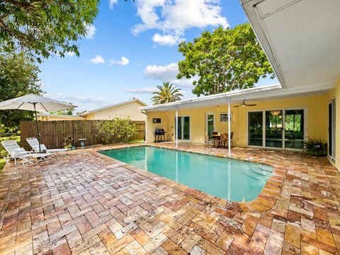 Tiny photo for 1320 SW 55th Avenue, Plantation, FL 33317 (MLS # B26015540)