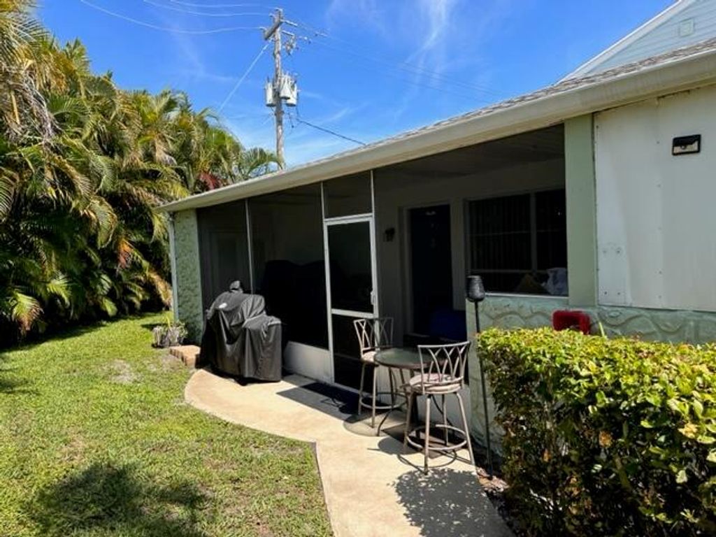 Photo of 2103 SE Edler Drive, Stuart, FL 34994 (MLS # R10893552)