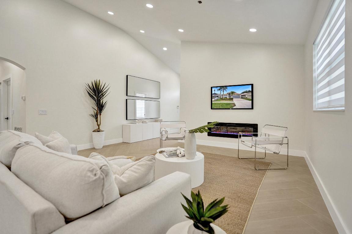 POLO TRACE 2 1 - Residential