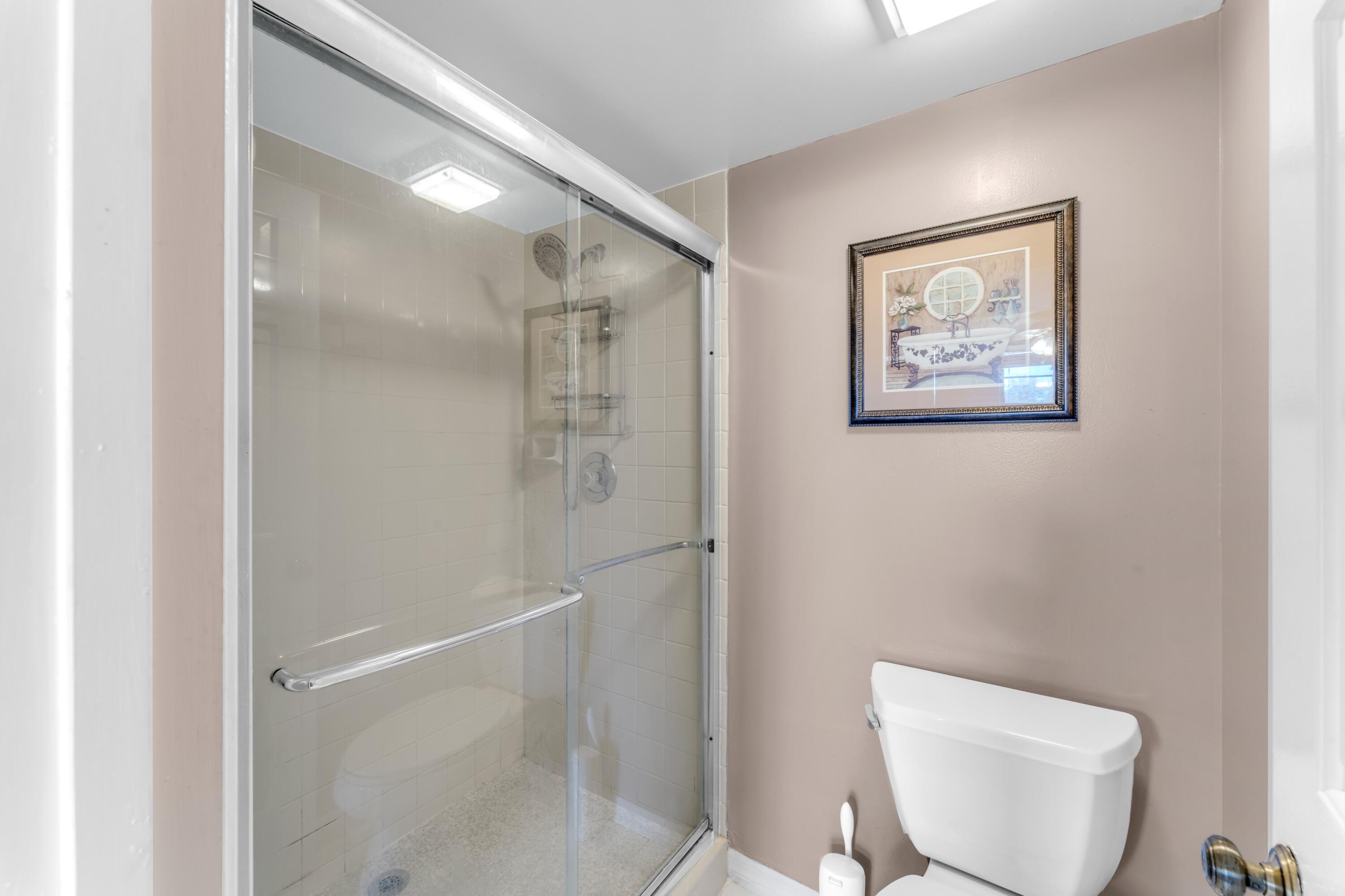 WHITEHALL CONDO OF THE LANDS OF THE PRESIDENT - Residential