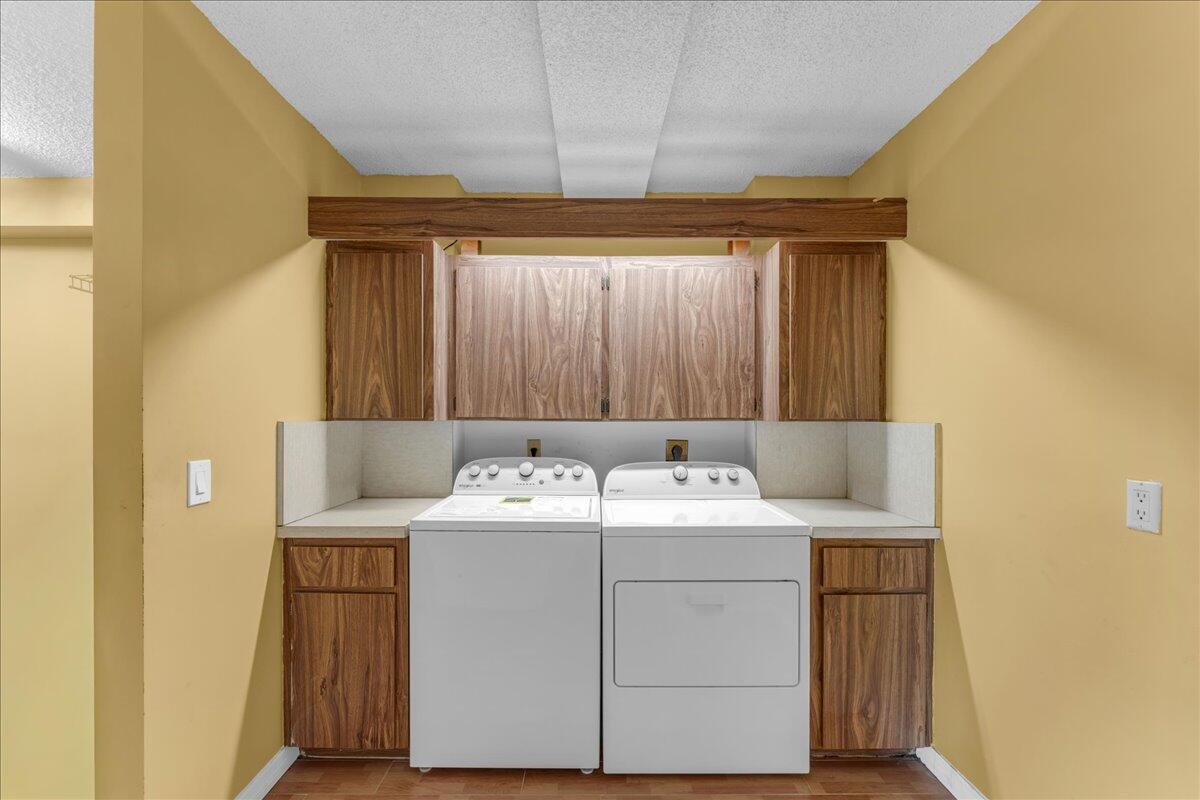 WHITEHALL CONDO OF THE LA - Residential