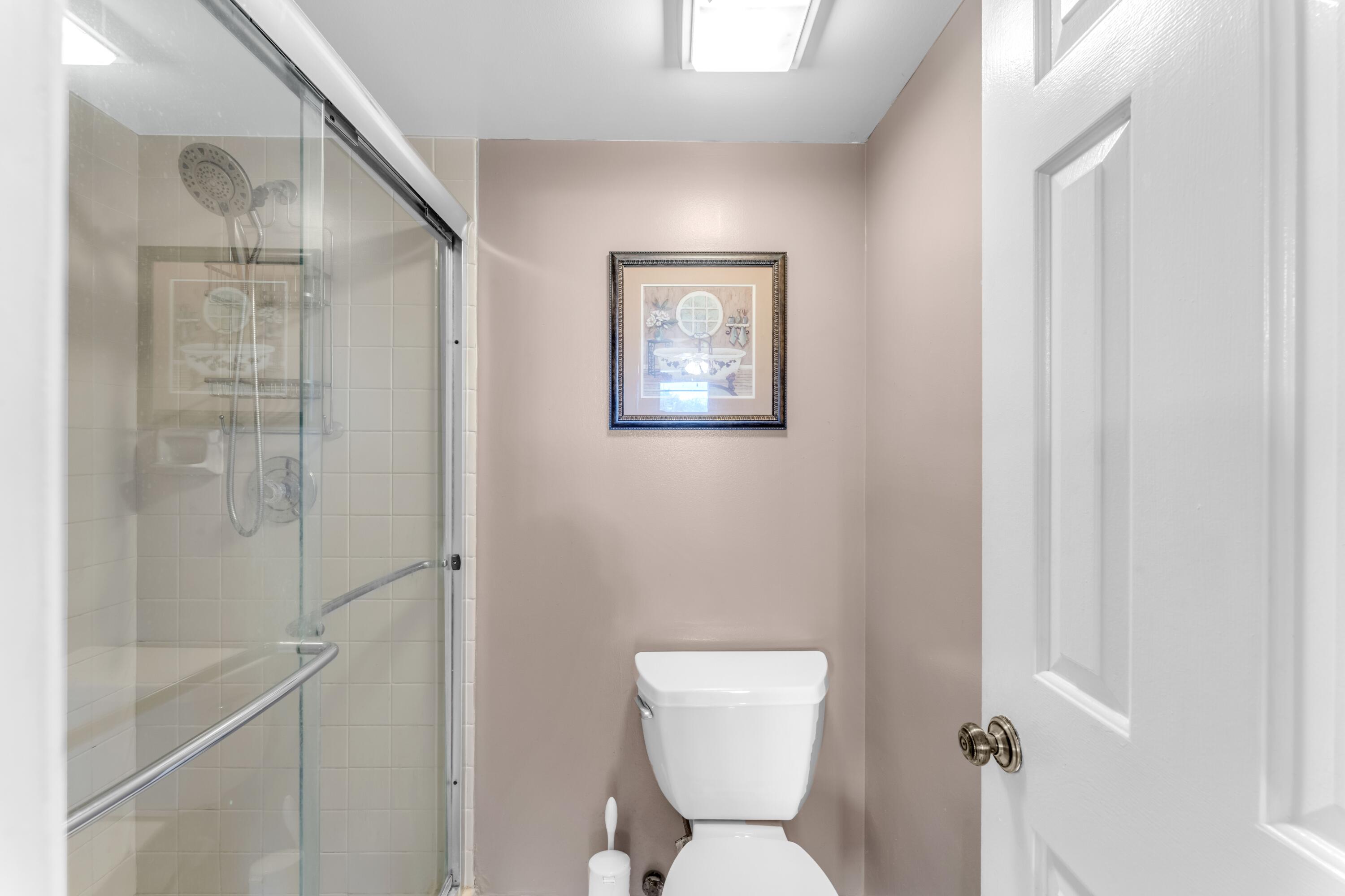 WHITEHALL CONDO OF THE LANDS OF THE PRESIDENT - Residential