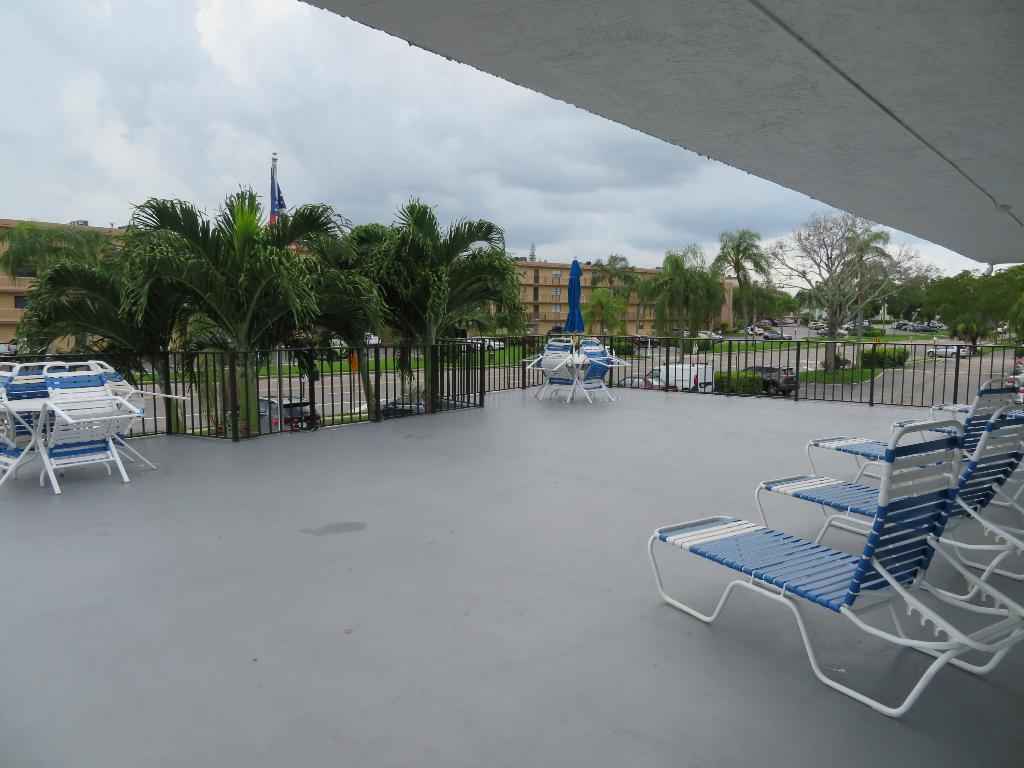 ISLE OF BOCA DUNES CONDO 3 - Residential Lease