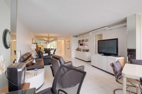 A home in Lake Worth